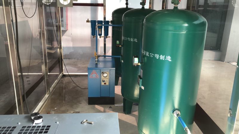 權偉螺桿空壓機提醒-儲氣罐使用年限須知