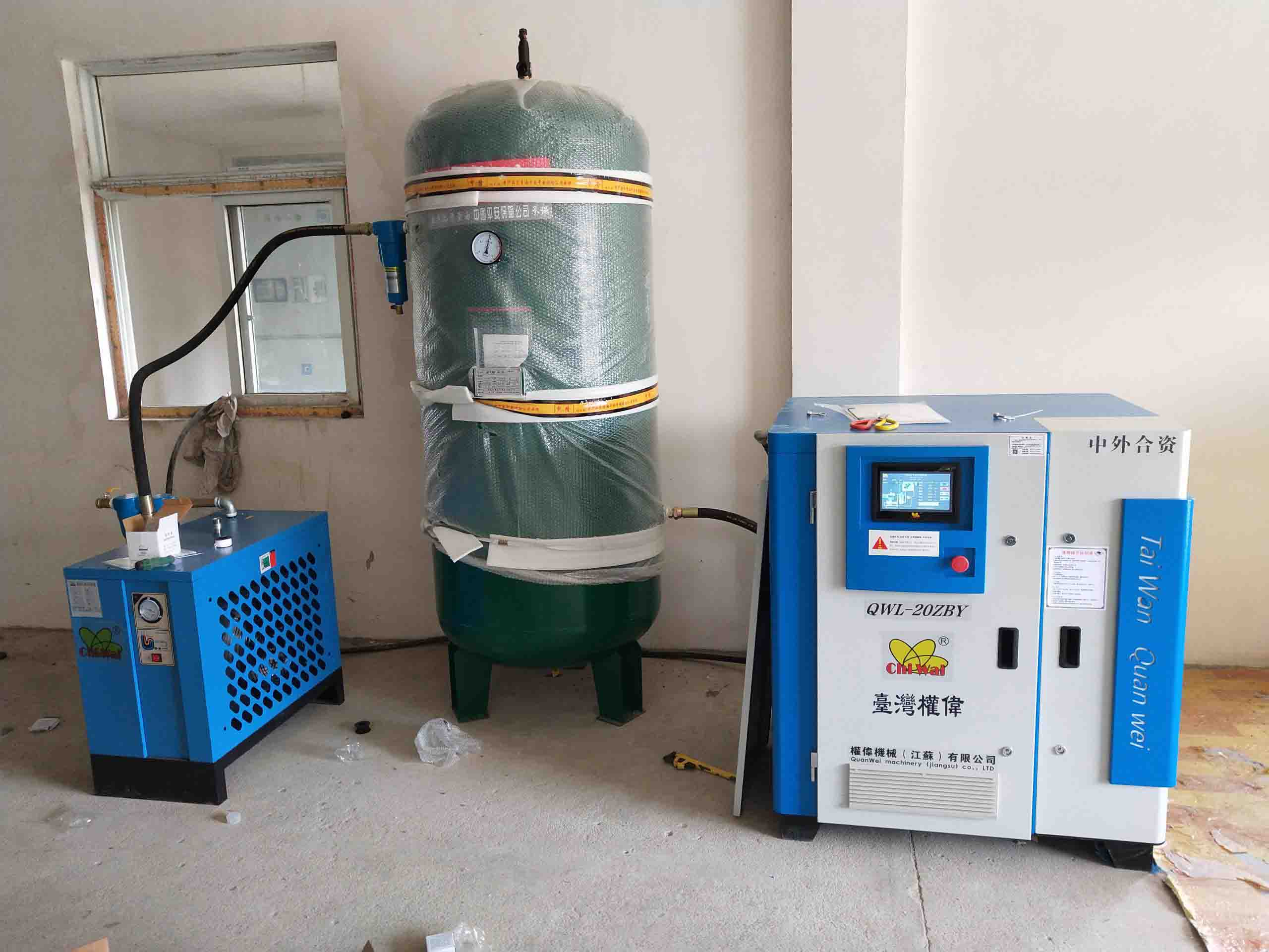 對于螺桿空壓機的怎么樣節(jié)能使用存在的誤區(qū)-權偉機械集團